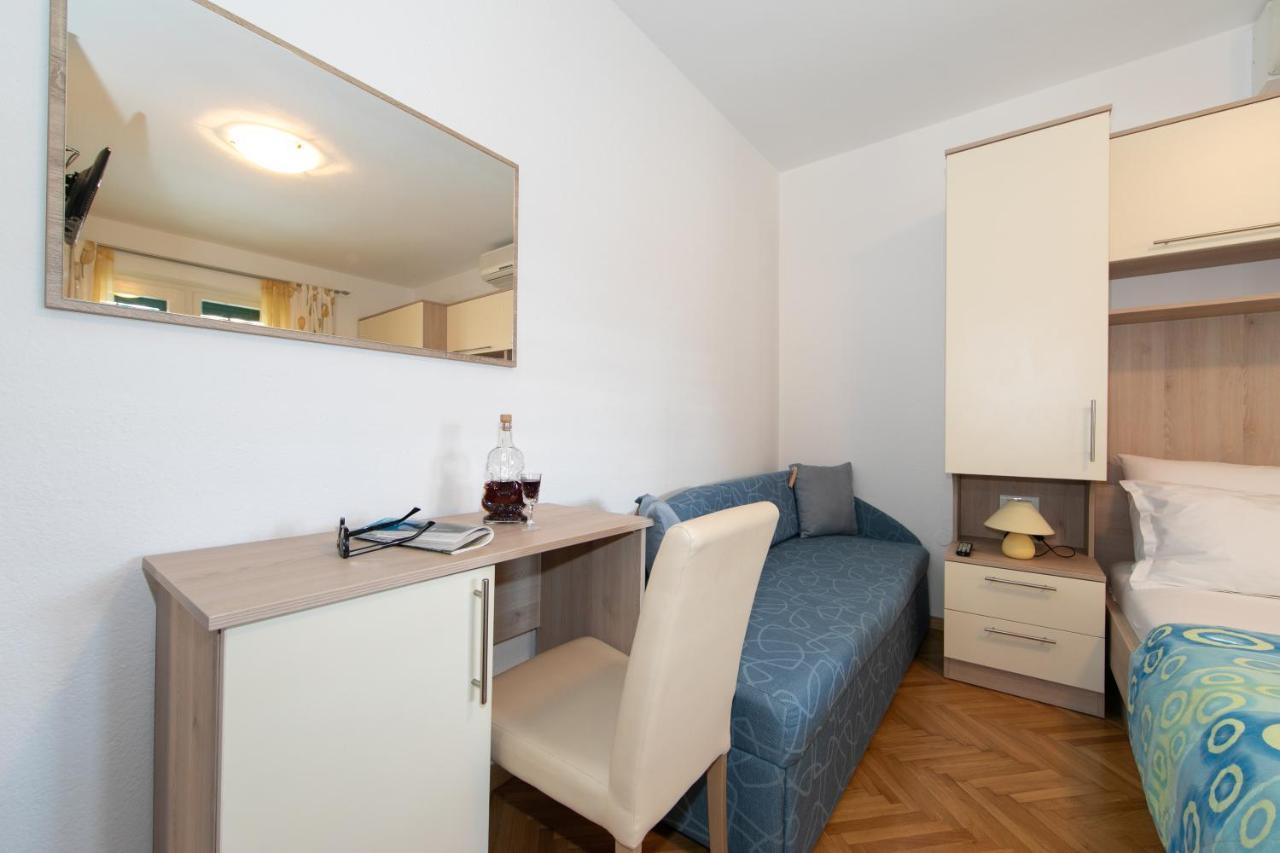Apartman Dese 2+1 Tučepi Εξωτερικό φωτογραφία